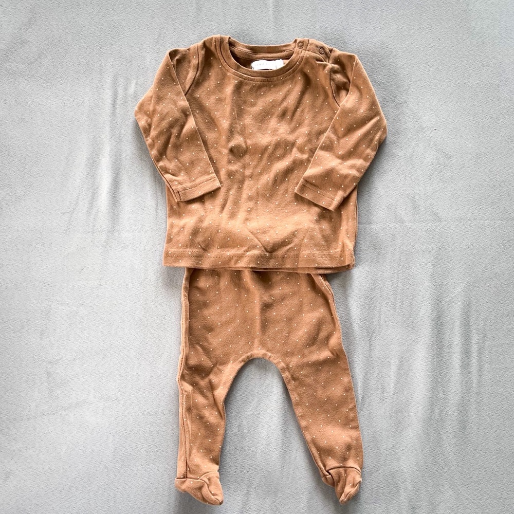 Jamie Kay 6-12 mo Tony dot matching set